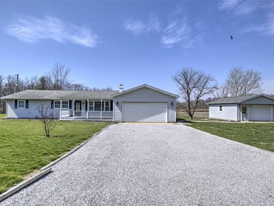 13 W Okaw Ests, Lovington, IL, 61937