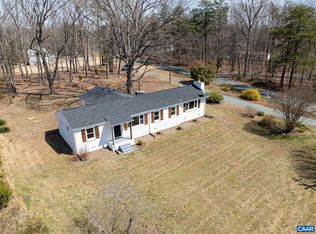 19 Harlow Town Rd, Louisa, VA 23093