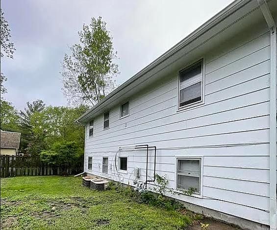 2nd image of 818 Douglas Ave