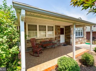 2325 Poplar Rd, Havertown, PA 19083