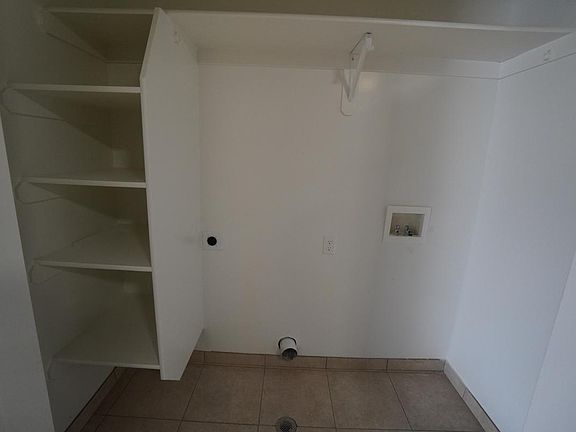 2nd image of 52 W 100 N #6
