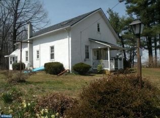 50 Schlossburg St, Alburtis, PA 18011