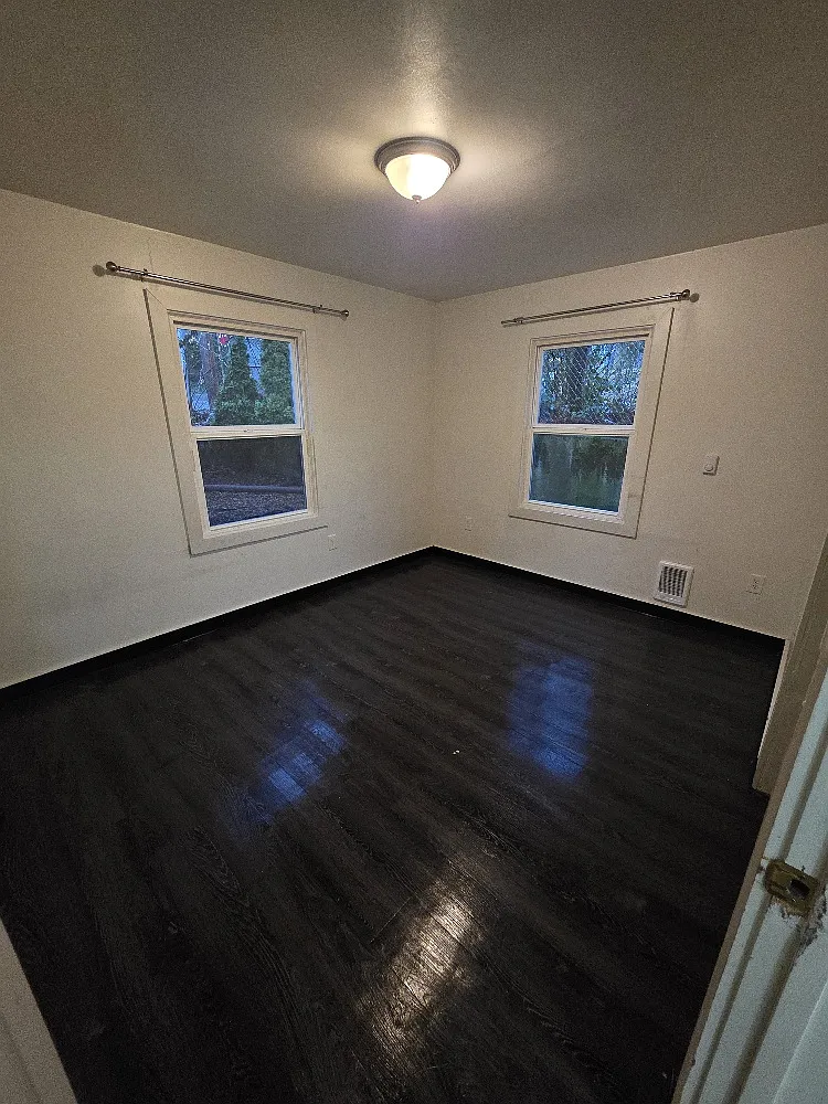 2 bed, 750 sqft, $1,500 — Photo 4
