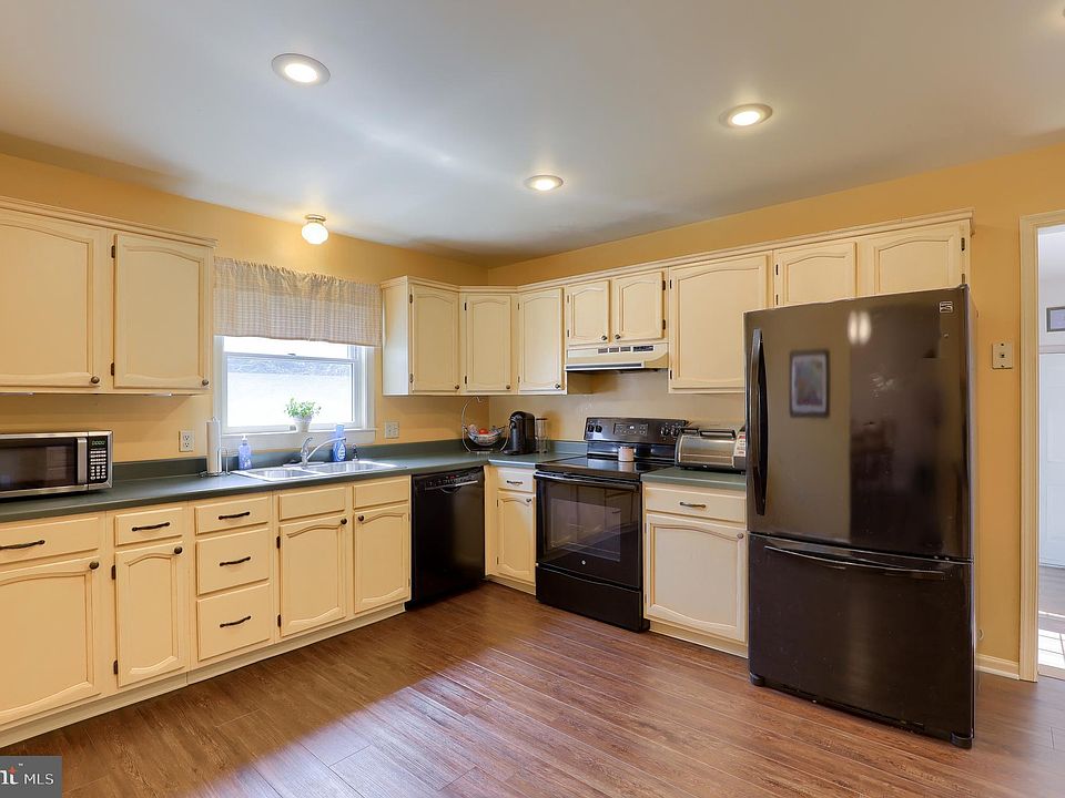 1550 Putnam Dr, Lancaster, PA 17602 Zillow