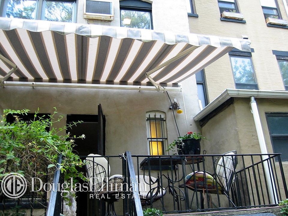 1st image of 104 Bergen St #1