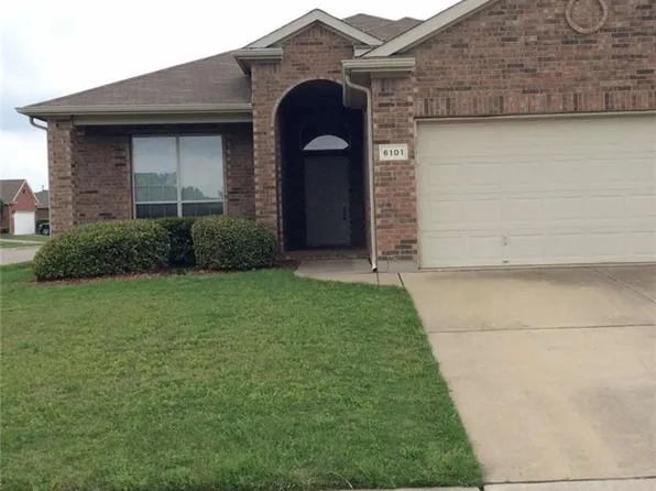 6101 Melanie Dr, Fort Worth, TX 76131