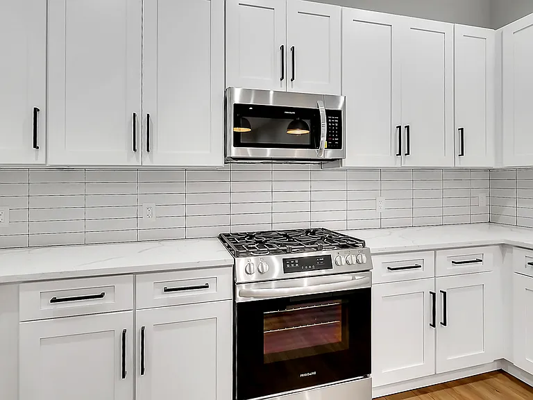 1225 Washington Blvd #B — Photo 4