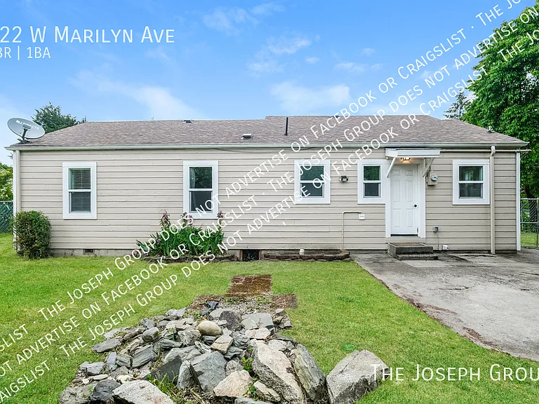 222 W Marilyn Ave — Photo 23