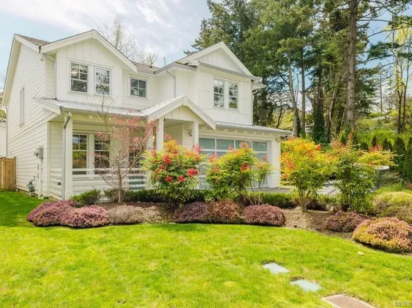 30 Jedburgh Rd, View Royal, BC V9B 1K7