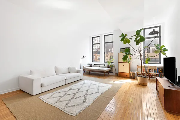 Sold by Compass | media 2