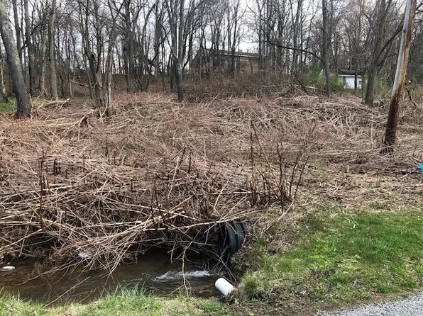 11 Brier Creek Ln, Fairchance, PA 15436