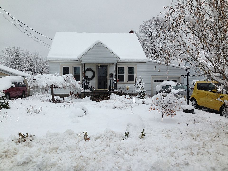 2nd image of 1219 Trinity Ave