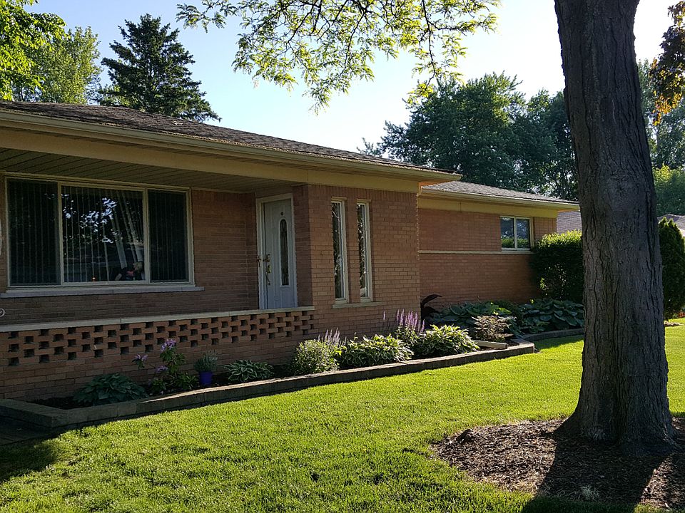 1st image of 5057 Woodberry Dr