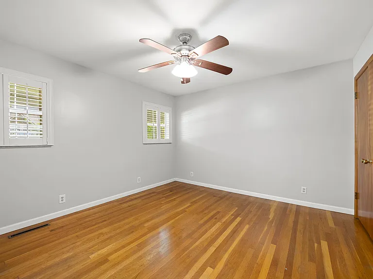 1629 Arlington Ave — Photo 29