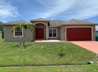 526 SW Whitmore Dr, Port Saint Lucie, FL 34984