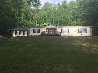 212 Sams Hl, Robbinsville, NC 28771