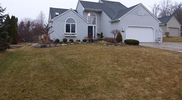 1st image of 1267 Woodland Ct