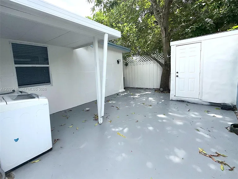 9615 NW 3rd Ave — Photo 18
