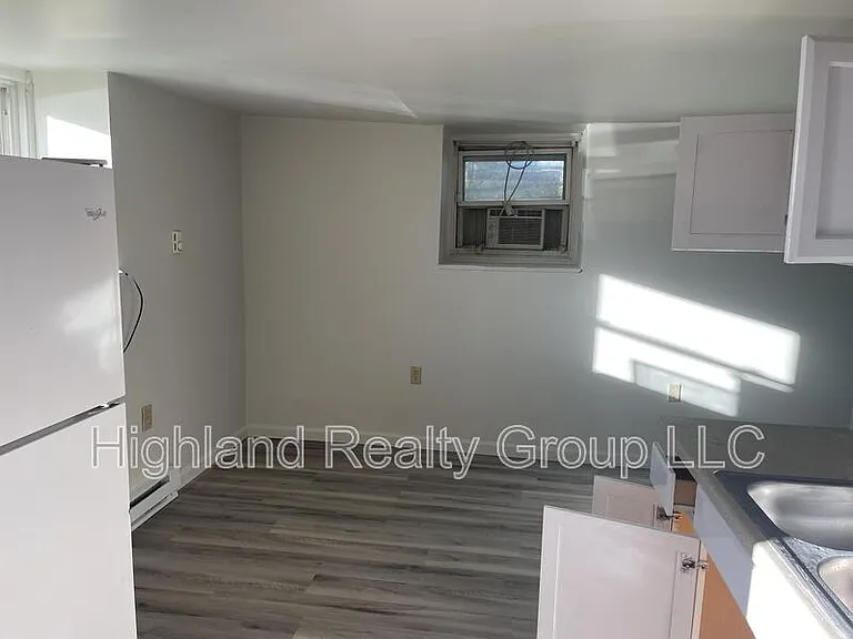 1889 Habecker Rd #4 — Photo 4