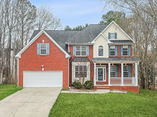 130 Brookridge Ct, Fayetteville, GA 30215