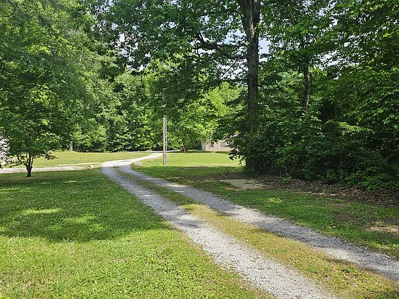 3rd image of 2411 Sherwood Rd