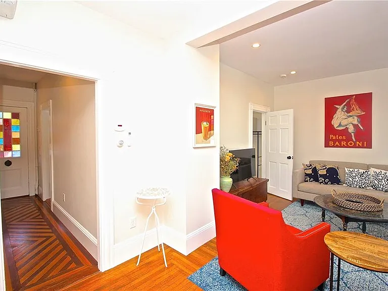 700 Thames St — Photo 7
