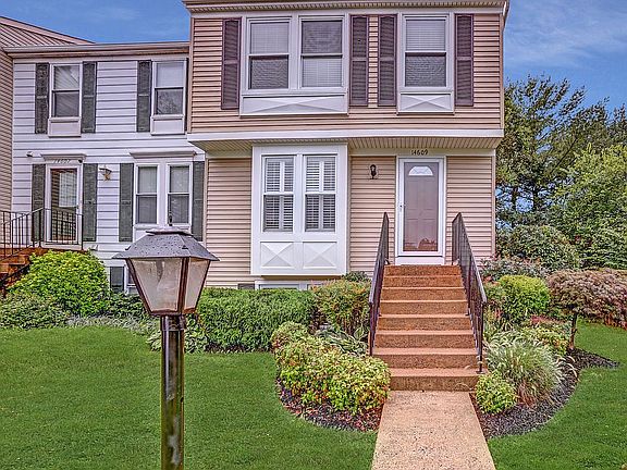 2nd image of 14609 Stone Crossing Ct
