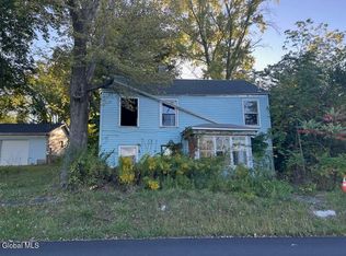 73 South St, Rensselaer, NY 12144