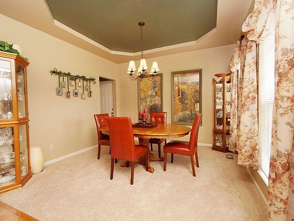 3rd image of 7454 Galway Ct
