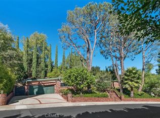 3635 Royal Woods Dr, Sherman Oaks, CA 91403
