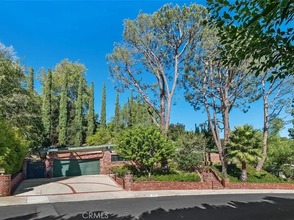 3635 Royal Woods Dr, Sherman Oaks, CA 91403
