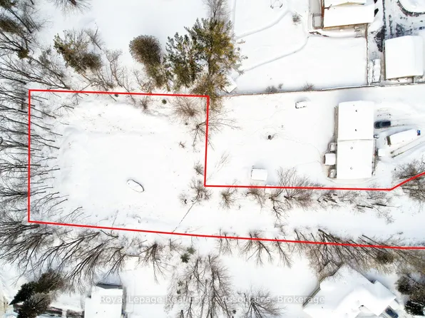 3502 Bayou Rd, Severn, ON L3V 0V8