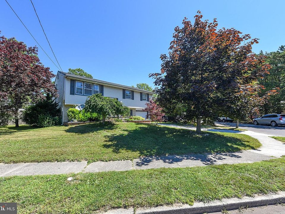 1st image of 35 Chapman Blvd