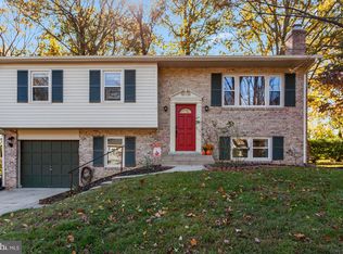 12025 Willowood Dr, Woodbridge, VA 22192