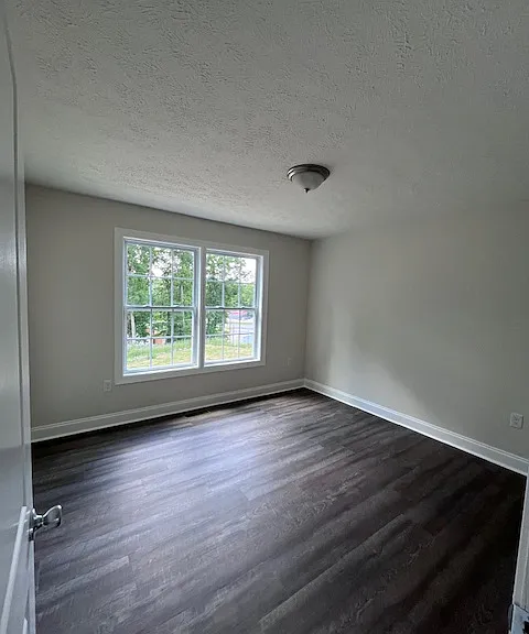 340 Gatewood St — Photo 9