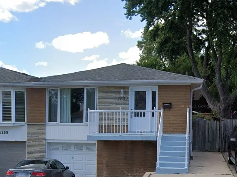 1207 Verhoeven Ct — Photo 1