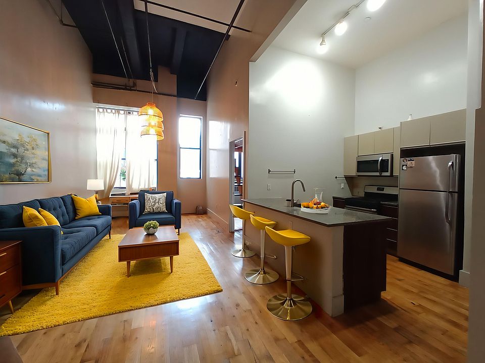 1st image of 41 Kosciuszko St APT 116