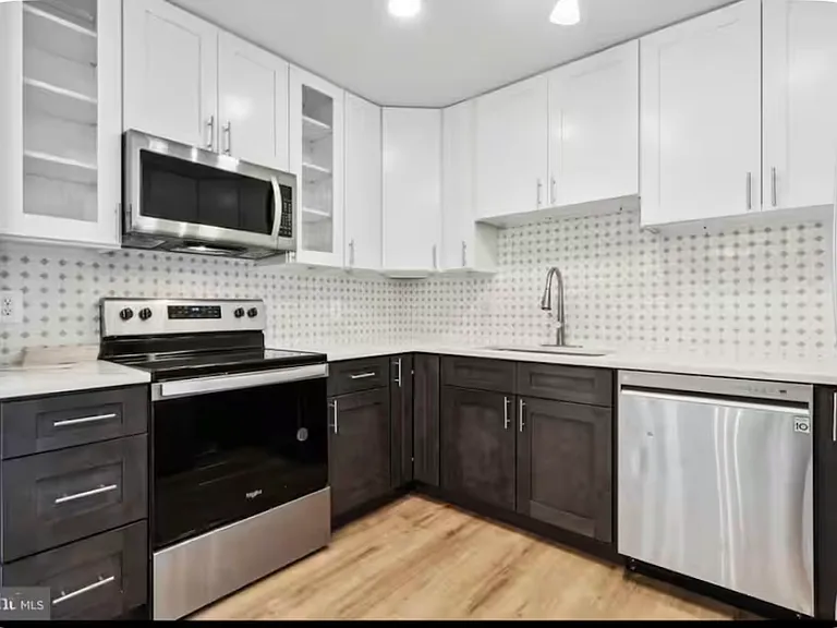 9261 Byrd Dr — Photo 3