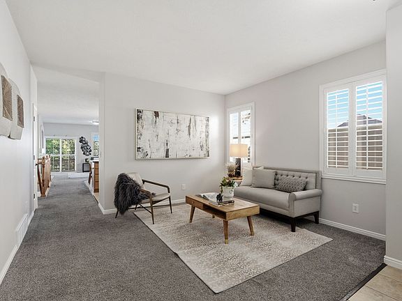 3rd image of 4042 W Scarsborough Ln