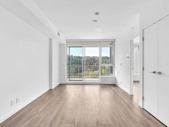 4th image of 305 Morrissey Rd #2106