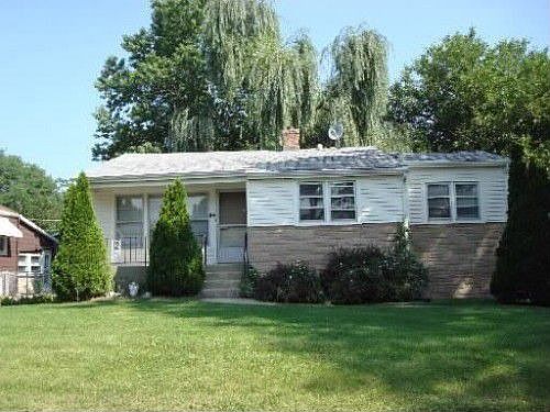 1st image of 44 E Palmer Ave