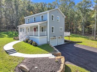 128 Old Southbridge Rd, Dudley, MA 01571