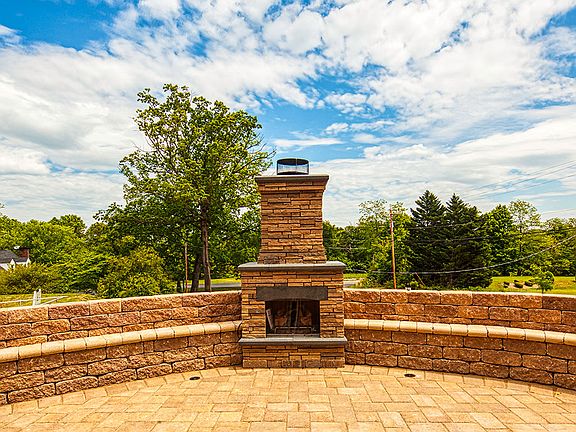 Fire Pit and Deck