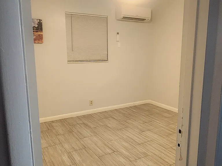 3700 Northside Dr — Photo 3