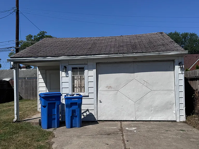 8227 Riverview St — Photo 13