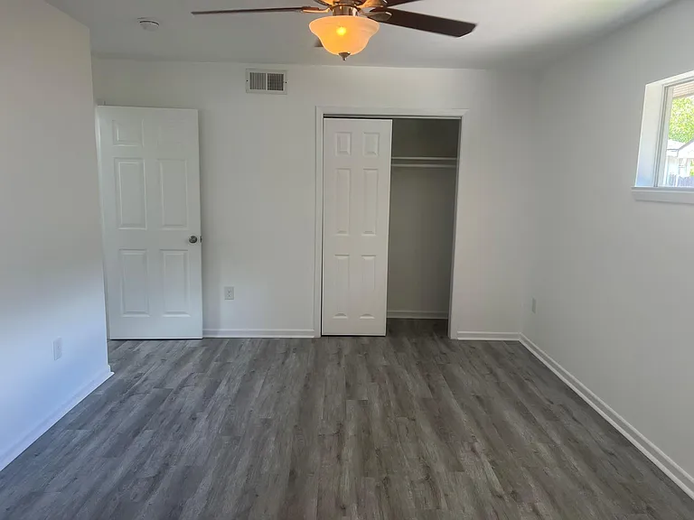 9007 Dunlap St — Photo 21