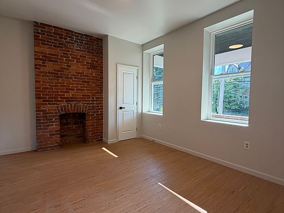 5th image of 205 S Evaline St APT 1