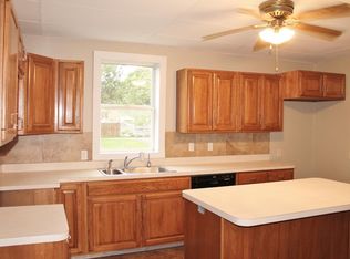 503 S Indiana St, Bluffton, IN 46714