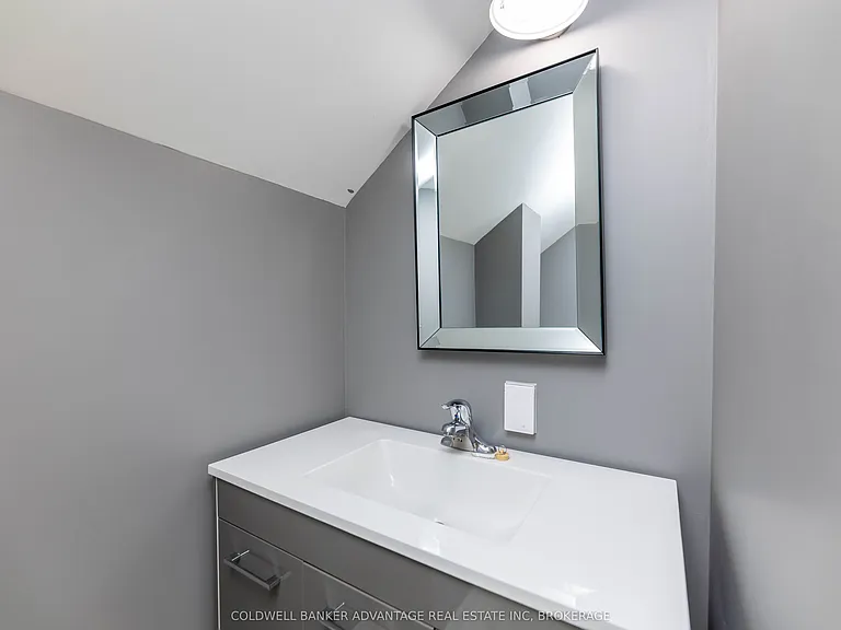 19 Duncan St — Photo 25