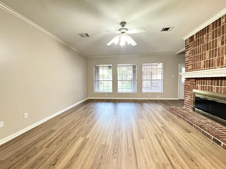 4510 Colony Hills Dr — Photo 7